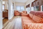 Reading Area at Sandpiper 1388